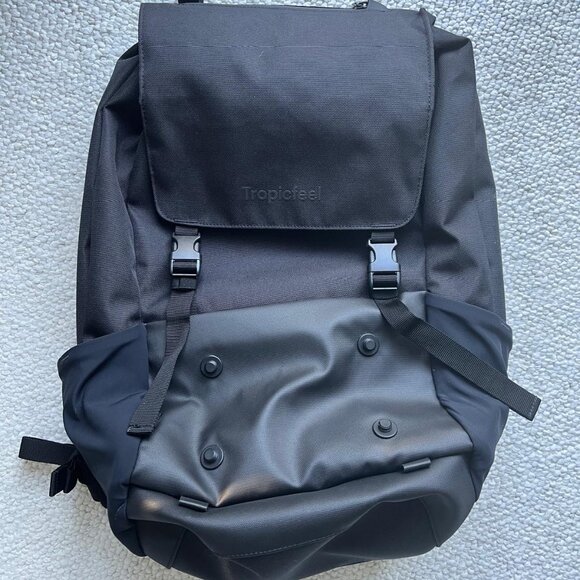 TropicFeel Shell backpack 20-40L - Picture 3 of 5